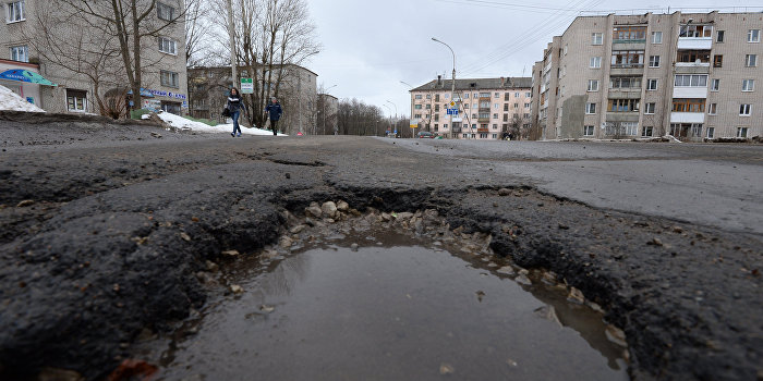В Кривом Роге чиновники растратили более $2 млн, выделенных на дороги