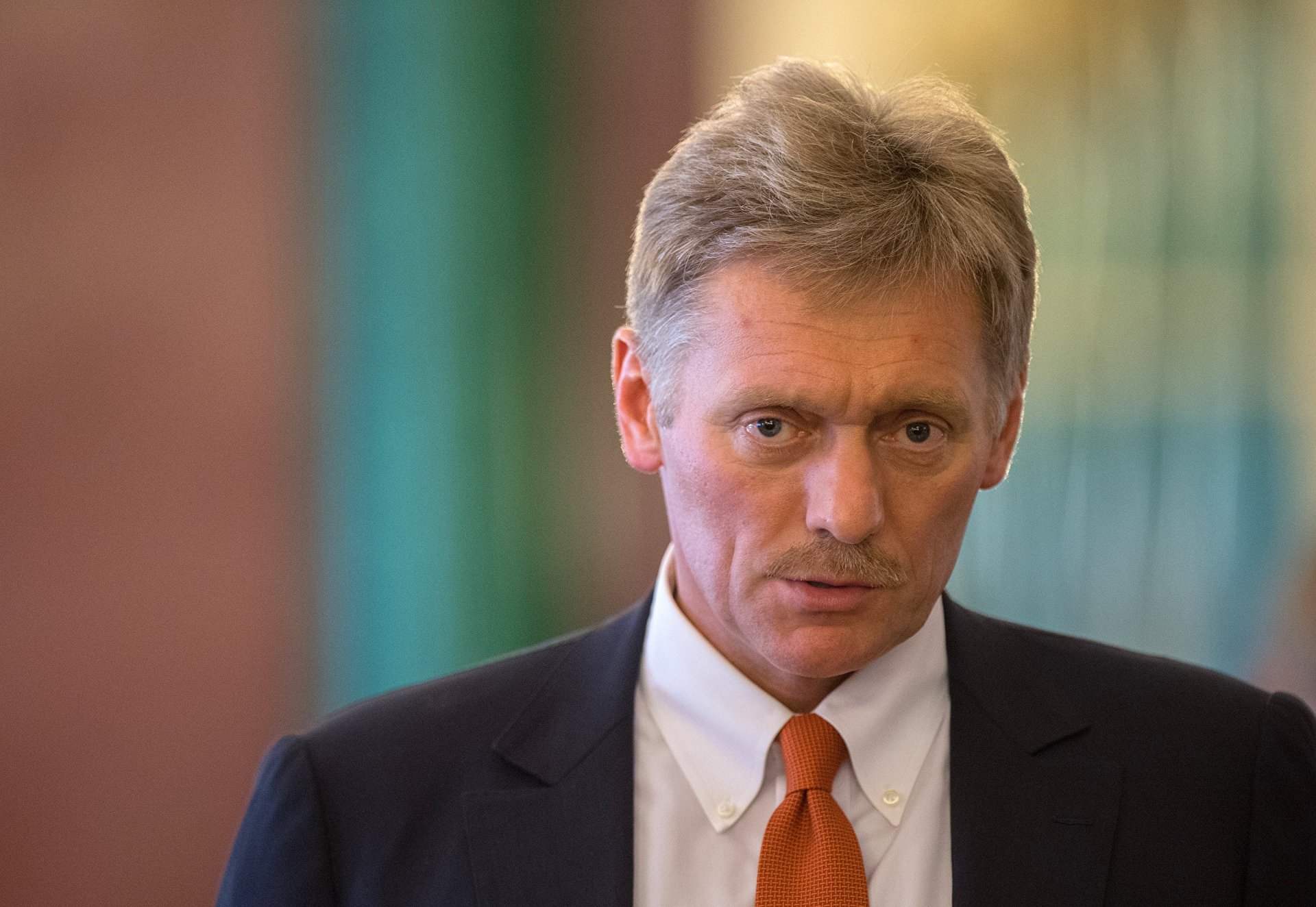 Песков: Актер Фримен стал жертвой эмоциональной перегрузки